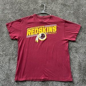 Men’s Lg red retro Washington redskins T-shirt